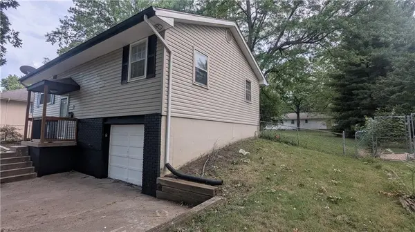 13420 Belmeade AVE, Grandview, MO 64030