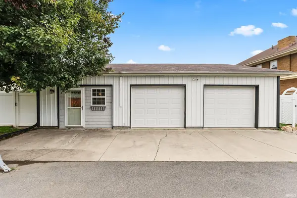207 E Main ST, Mentone, IN 46539