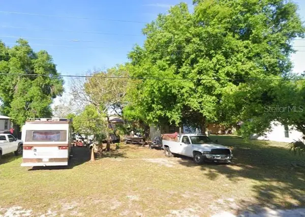 1023 NE 13TH AVE, Okeechobee, FL 34972