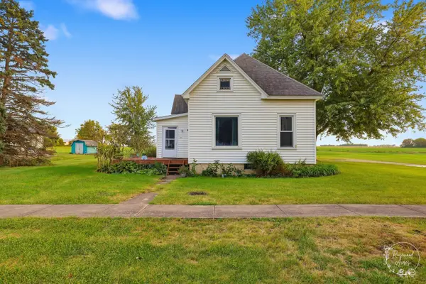 104 E Cleveland ST, Cullom, IL 60929