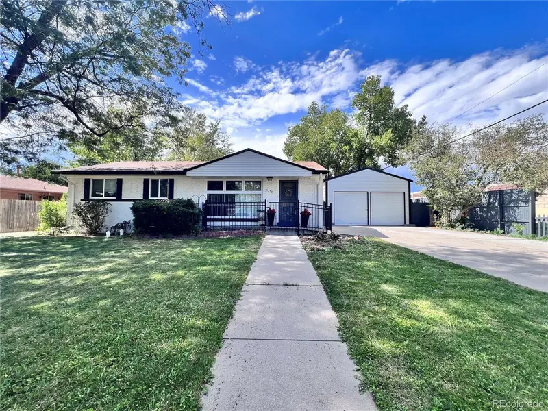 555 Everett, Lakewood, CO 80226