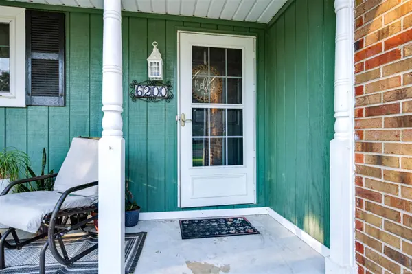 6200 Chesapeake DR, Mount Vernon, IN 47620
