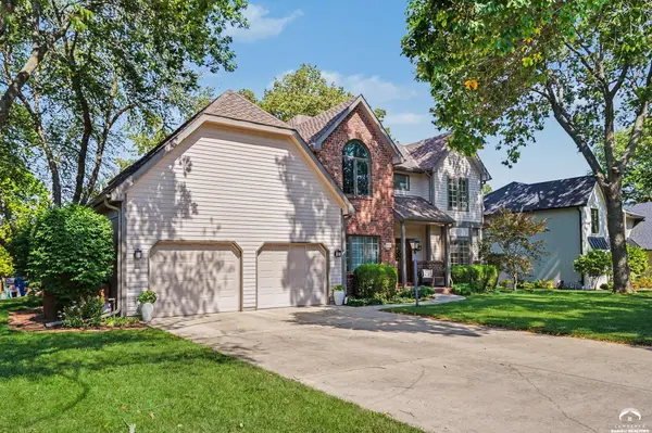 4708 Muirfield DR, Lawrence, KS 66047