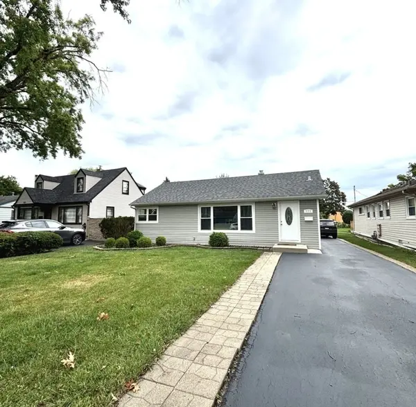 333 S YALE AVE, Addison, IL 60101