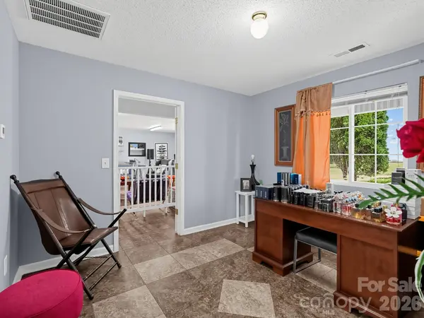 1670 Coryton WAY, High Point, NC 27260