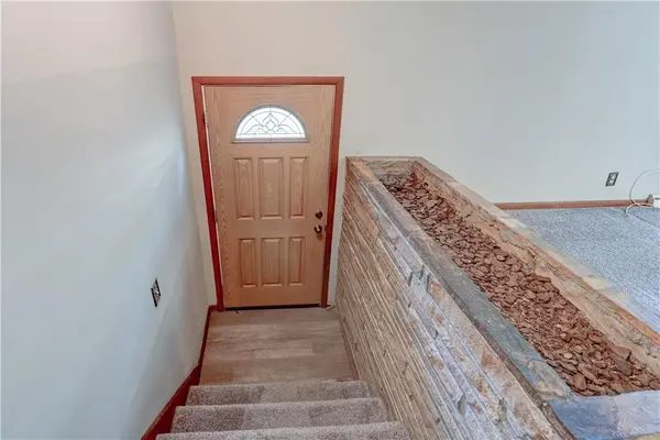 3606 NW 60th TER, Kansas City, MO 64151