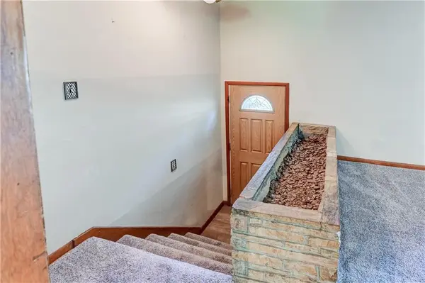 3606 NW 60th TER, Kansas City, MO 64151