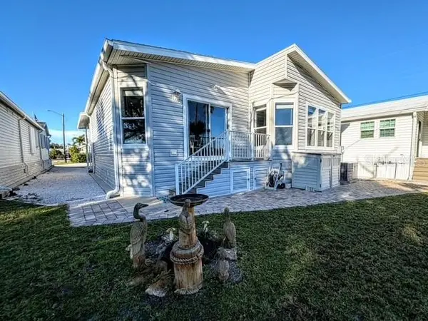 822 S WATERWAY, Venice, FL 34285