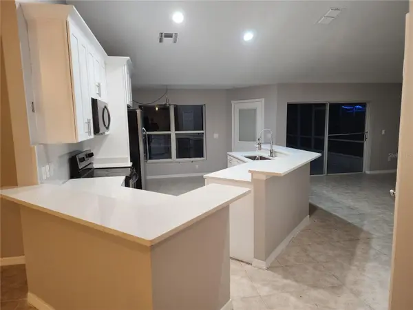 2883 PICADILLY CIR, Kissimmee, FL 34747