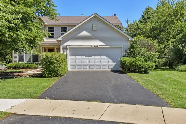 2462 Green Valley CT, Aurora, IL 60503
