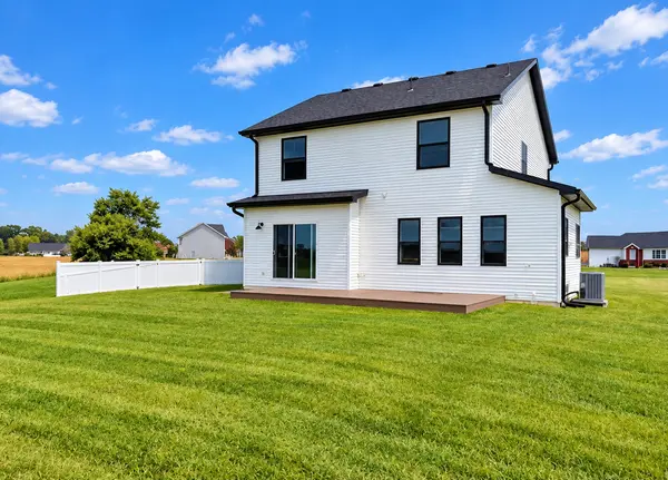 1405 Navajo CT, Kankakee, IL 60901