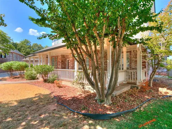 2517 Mission RD, Edmond, OK 73034