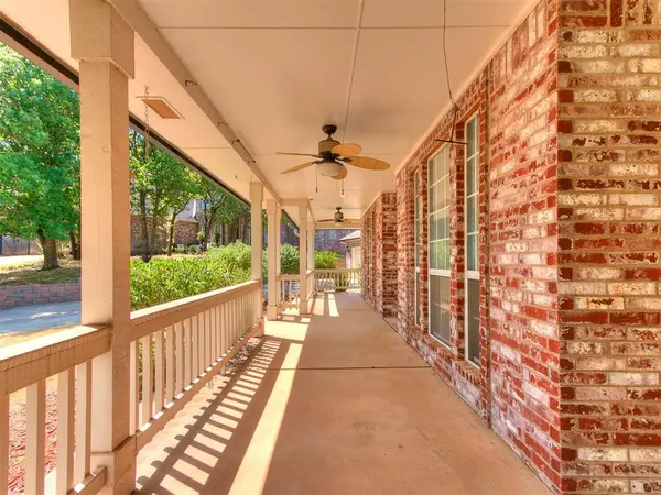 2517 Mission RD, Edmond, OK 73034