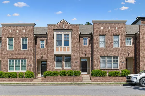 718 4th Ave #N, Nashville, TN 37219