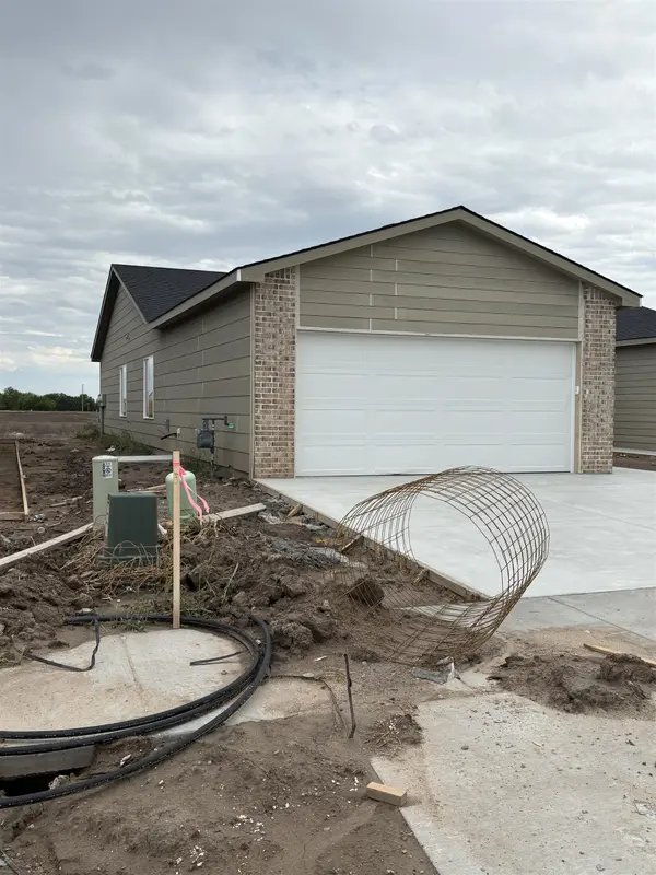 2912 S Denene, Wichita, KS 67215