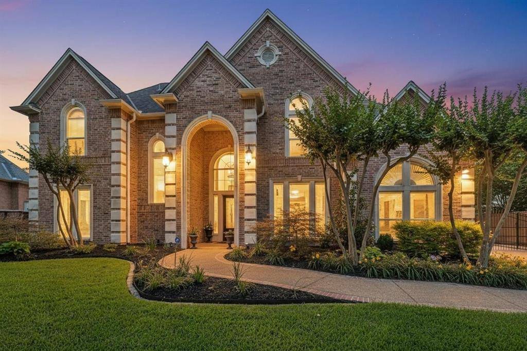 215 Bent Creek Court, Southlake, TX 76092