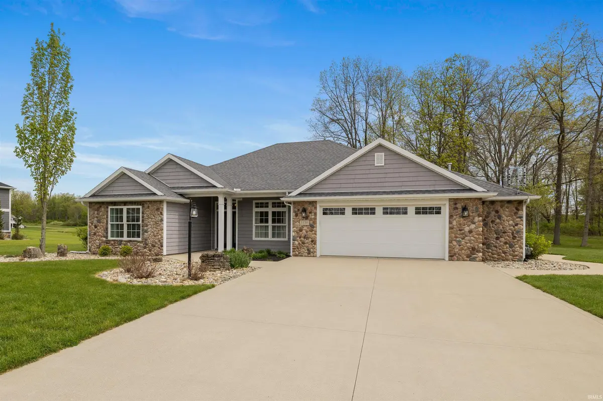 3330 Kellygreen CT, Angola, IN 46703