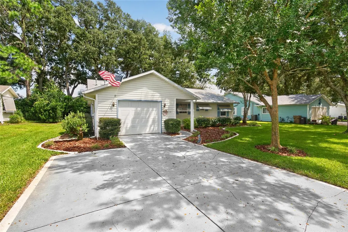 1113 BEN HOPE DR, Leesburg, FL 34788