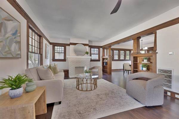 2244 Alston Avenue, Fort Worth, TX 76110