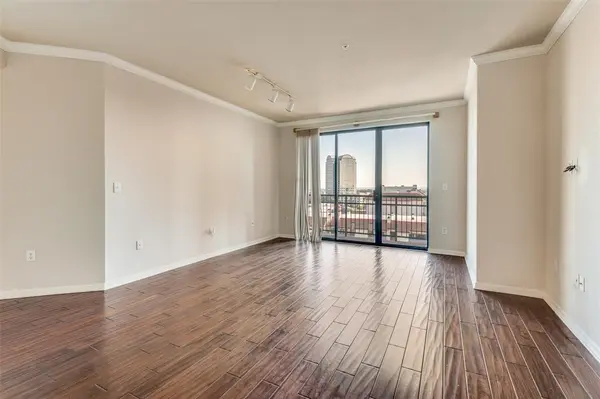 330 Las Colinas Boulevard E #924, Irving, TX 75039