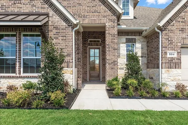 804 Scarlet Sage Drive, Waxahachie, TX 75165
