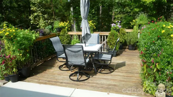 519 Sandbar PT, Clover, SC 29710