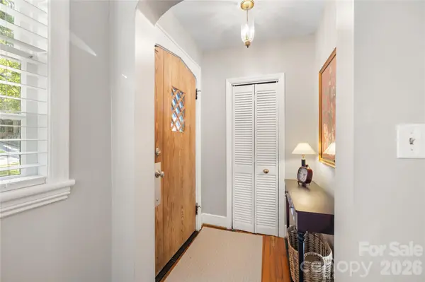 1801 Tippah AVE, Charlotte, NC 28205