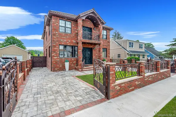 183 Arthur AVE, Floral Park, NY 11001