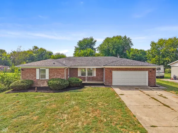 7127 N Christopher LN, Fairland, IN 46126