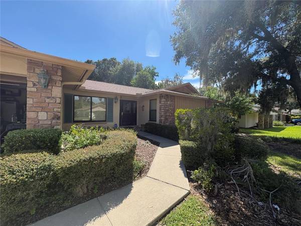862 PINEWOOD TER W, Palm Harbor, FL 34683