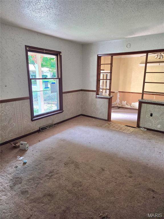 328 Michael LN, Ironton, MO 63650