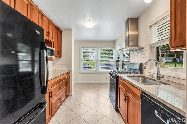 836 Evans AVE, Kirkwood, MO 63122