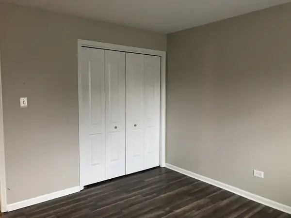 1211 Whispering Hills CT #1A, Naperville, IL 60540