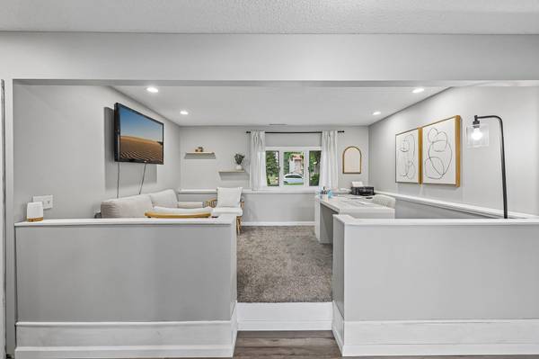 8935 W 125th ST, Savage, MN 55378