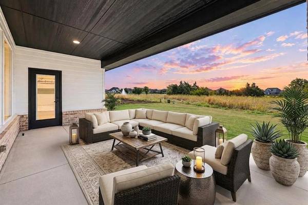 8408 NW 153rd ST, Edmond, OK 73013
