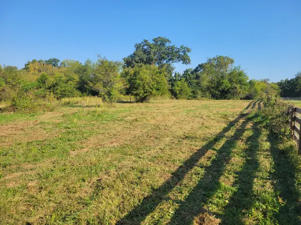 8 Double Branch Road, Columbia, TN 38401