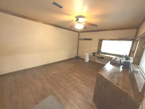 131 S Osborn, Mayfield, KS 67103