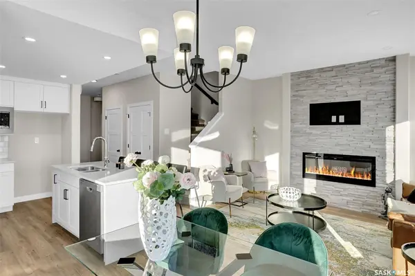 266 Kostiuk CRESCENT, Saskatoon, SK S7V 2A3