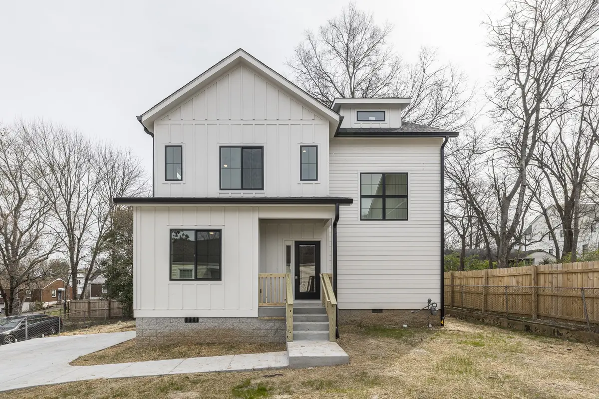 1509B Corder Dr, Nashville, TN 37206