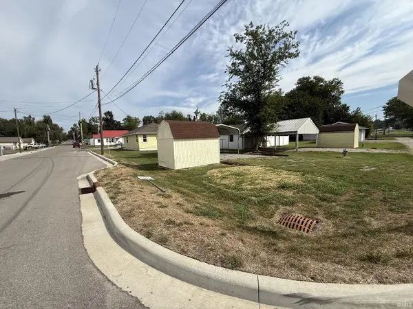 603 E Cherry ST, Boonville, IN 47601