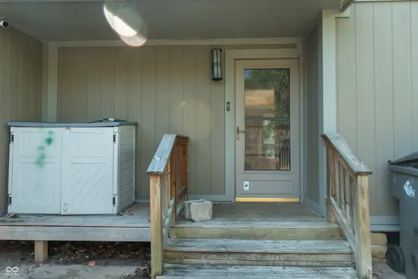 4282 Woodsage TRCE, Indianapolis, IN 46237