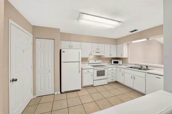 2478 SE 18TH CIR, Ocala, FL 34471