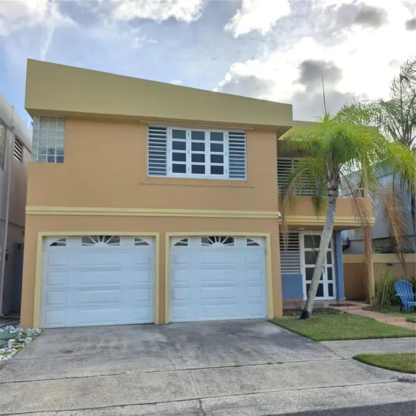 512 CALLE BROMELIA, Carolina, PR 00987
