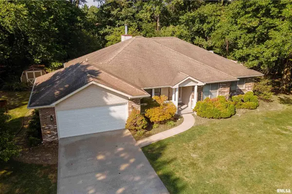 1505 W Brewster RD, Herrin, IL 62948