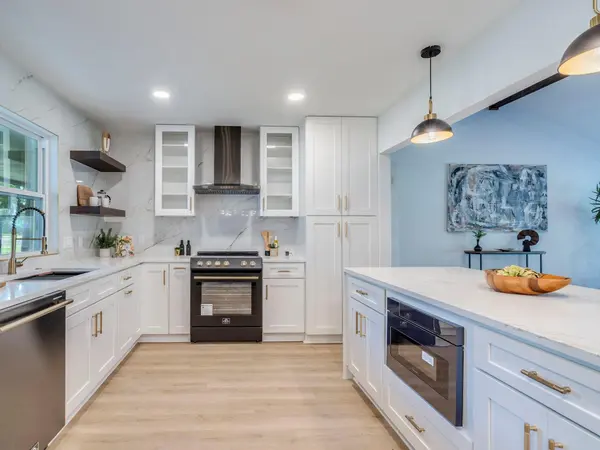 13505 broadmeade ave Ave, Austin, TX 78729