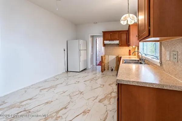 217 Arthur AVE #1st Fl, Scranton, PA 18510