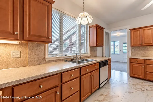 217 Arthur AVE #1st Fl, Scranton, PA 18510