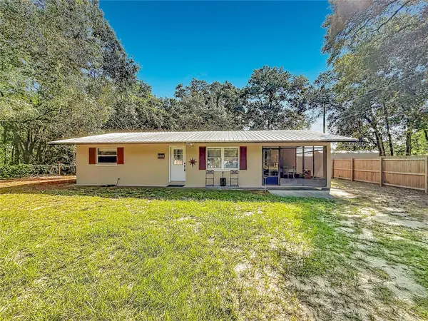 5891 SE 171ST CT, Ocklawaha, FL 32179