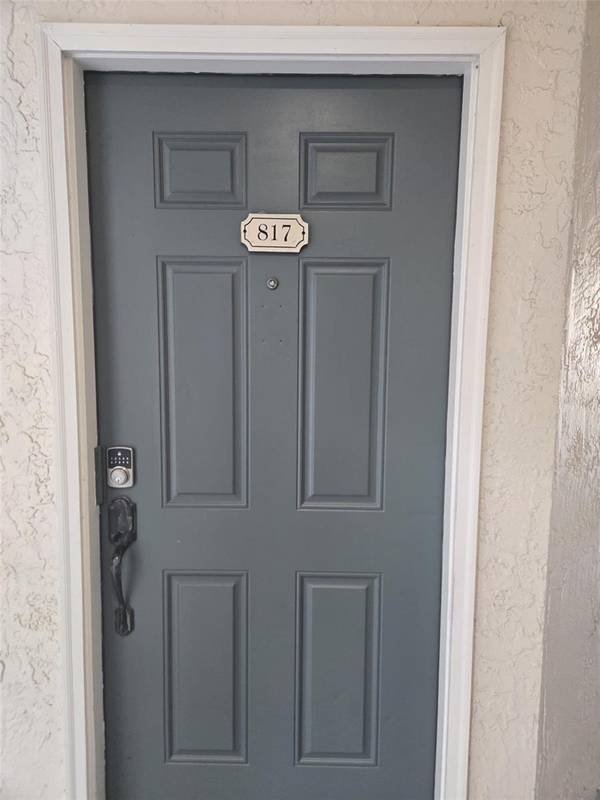5140 CONROY RD #817, Orlando, FL 32811