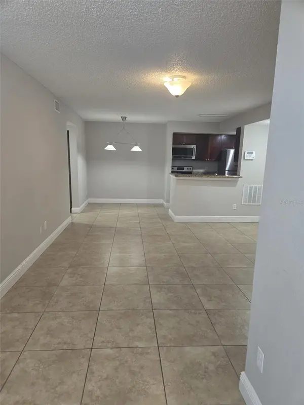 5140 CONROY RD #817, Orlando, FL 32811